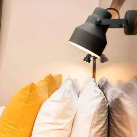 Mugwort & איסטמבול