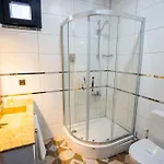Otel Mugwort & 4*