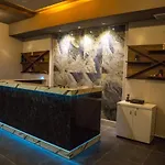Otel Mugwort & 4*