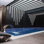 Otel Mugwort & 4*