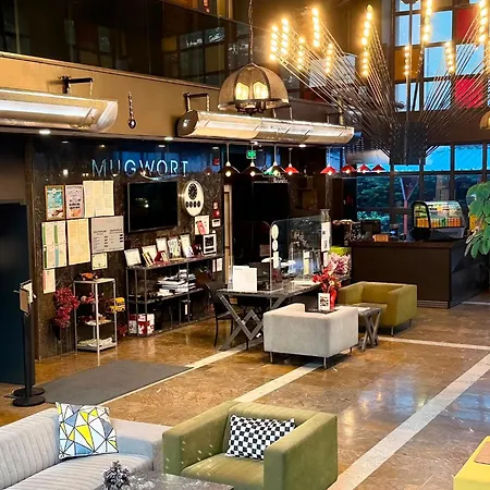 Hotel Mugwort & 4*