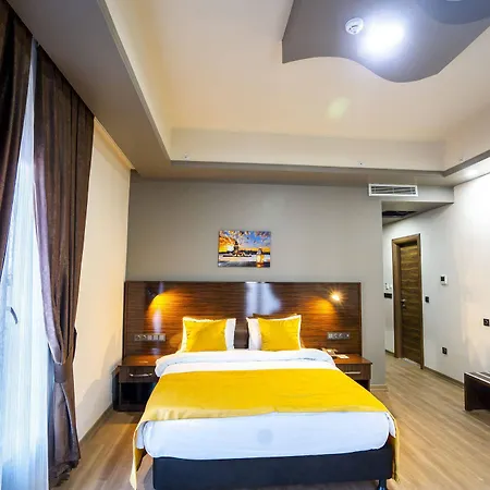 Mugwort & Hotel 4*